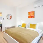 Buda - Comfy - Easy Sleep Apartament *