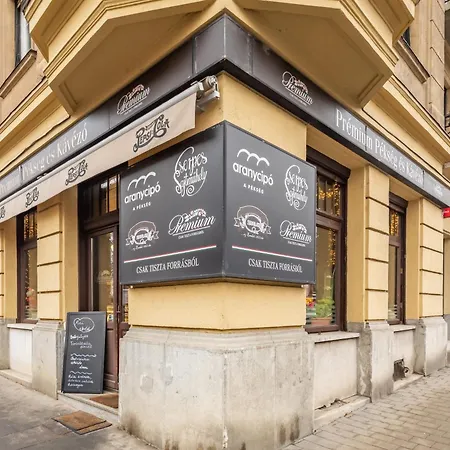 Apartament Buda - Comfy - Easy Sleep Budapesta