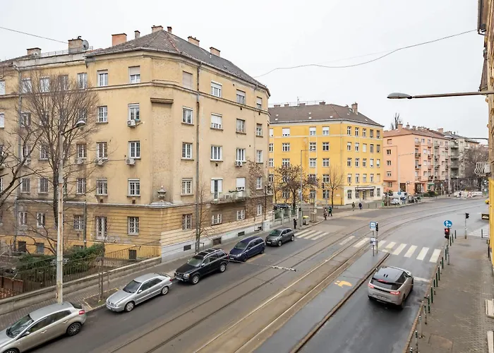 Buda - Comfy - Easy Sleep Apartament *