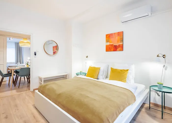 Buda - Comfy - Easy Sleep Apartament *