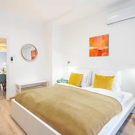 Buda - Comfy - Easy Sleep Lejlighed *